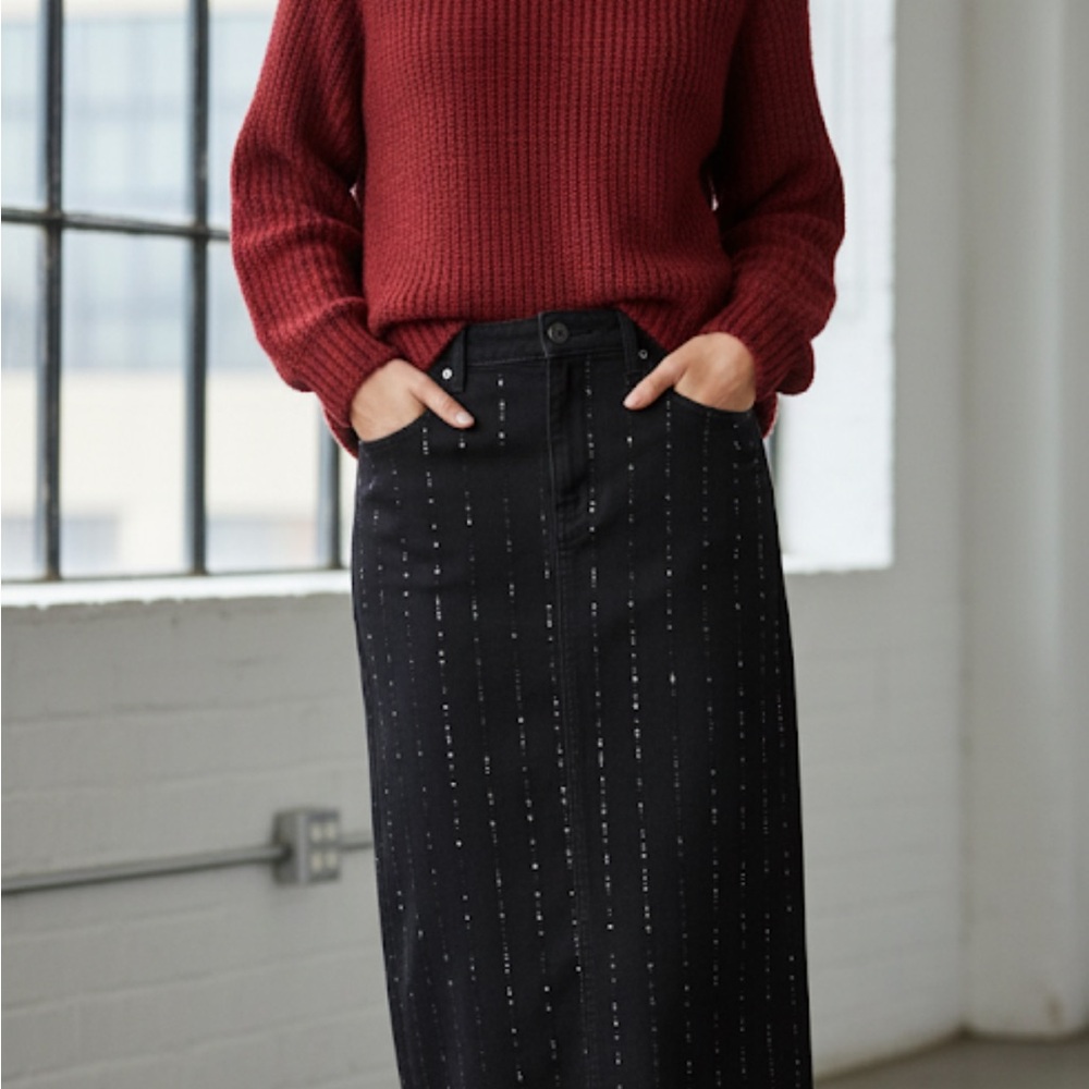 LOFT Black Maxi Pencil Skirt with Subtle Metallic Pinstripes.